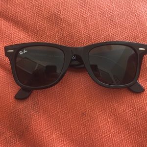 RAY BAN WAYFARER